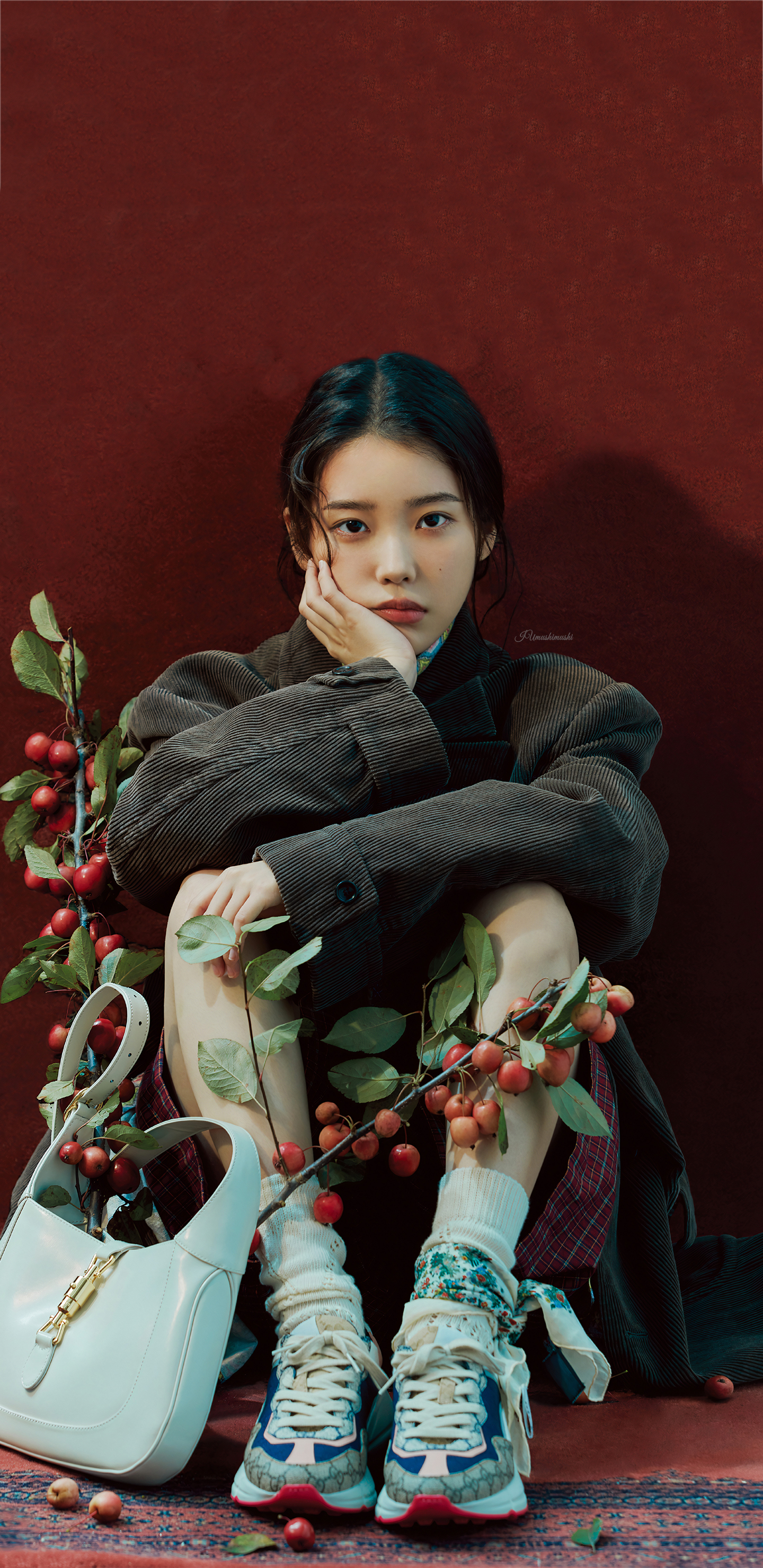 아이유 (IU) - GnahbweK_o.jpg