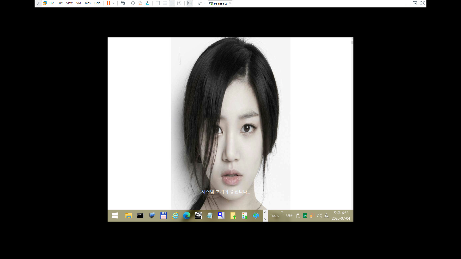 카O님, Win10XPE72 로 Windows 10 20H2 (버전 2009, 19042.331 빌드) PE 만들어보기 - install.wim와 winre.wim을 20H2, 19042 빌드로 기능 업데이트 통합합니다 -  이제 PE만들기입니다 - 사용방법들 - 잘 모르겠고, 기본적인 Default를 실행했습니다 - PE부팅 테스트 2020-07-04_185337.jpg