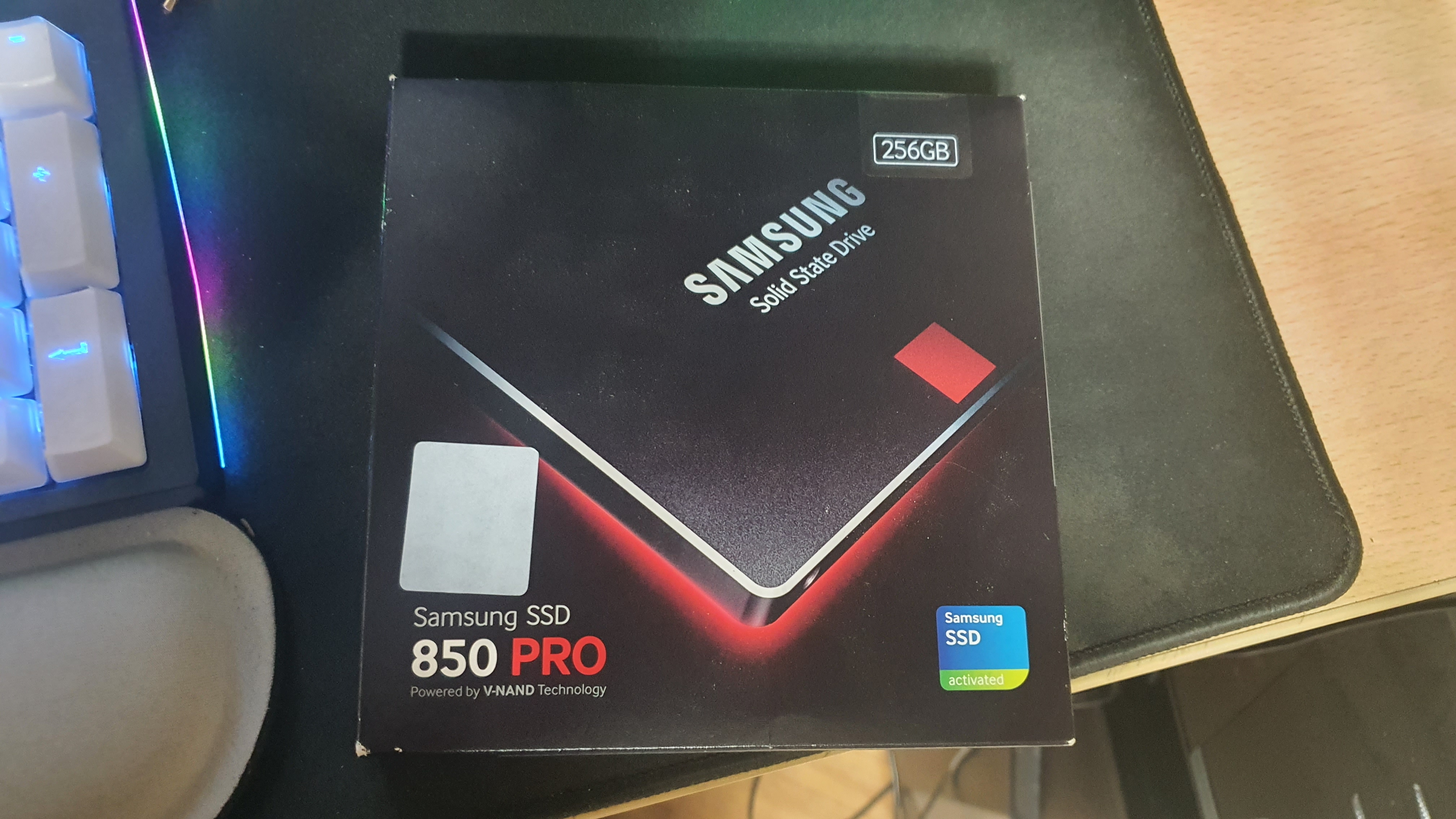 SSD850PRO-2.jpg