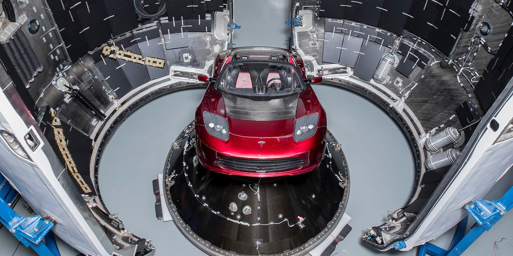 elon-musk-is-launching-a-tesla-roadster-to-mars-orbit--and-he-just-posted-photos-on-instagram-to-prove-it.jpg