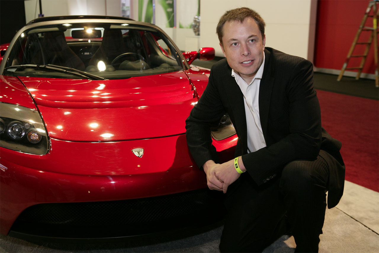 Elon-red-Roadster.jpg