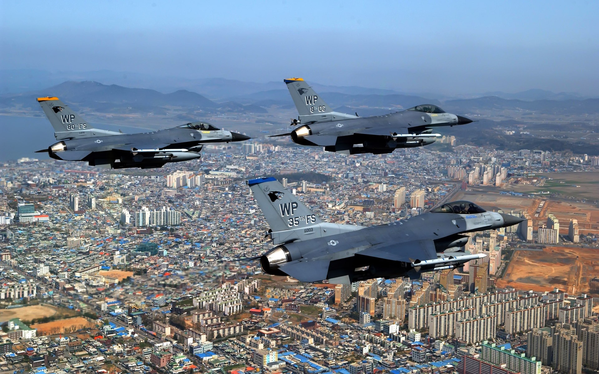 flight-over-the-city-1920x1200.jpg